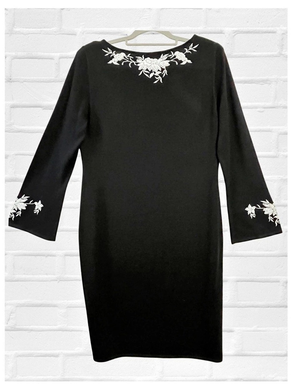 Vintage Nina Leonard Black Beaded Knit Dress Bodycon Party Cocktail Classic